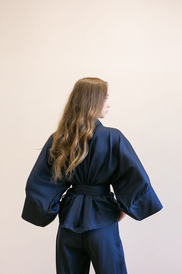 Modré kimono sako